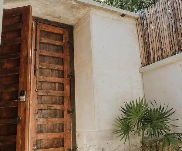 Hotel Casa Chimi Tulum